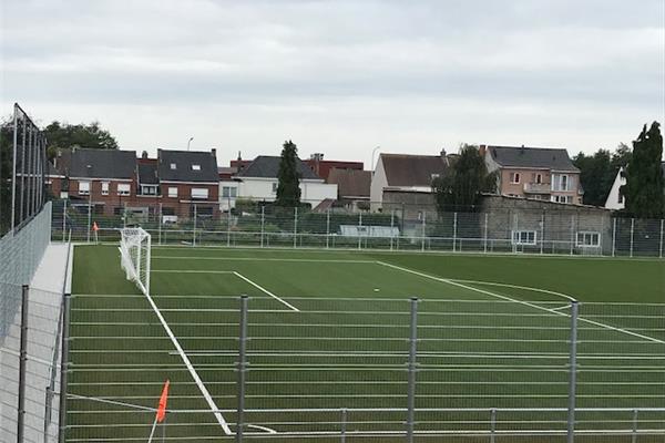 Aanleg kunstgras voetbalveld - Sportinfrabouw NV